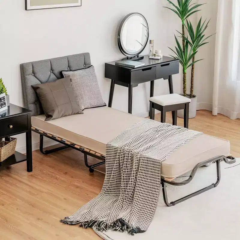 Lit pliant avec matelas en mousse à mémoire de forme, sac anti-poussière, lit d'appoint métallique sur roulettes, fabriqué en Italie